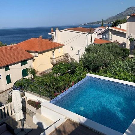 Apartments With Pool Vrdoljak Омиш Экстерьер фото